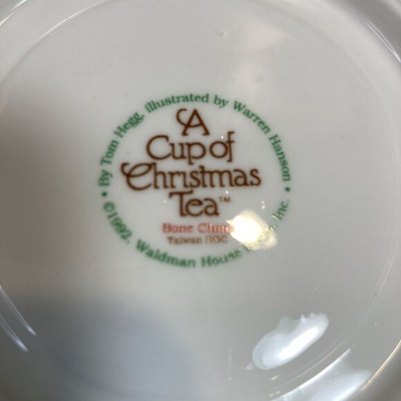 A Cup Of Christmas Tea Cup & Saucer Set Waldman House Tom Hegg Hanson Bone China - Picture 6 of 13